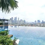 Datum Jelatek - Klcc Sky Ring Linked To Lrt & Mall By Awna